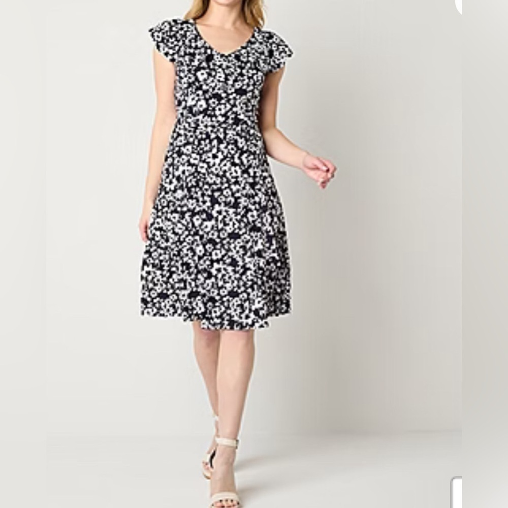 Perceptions Navy White Floral Dress